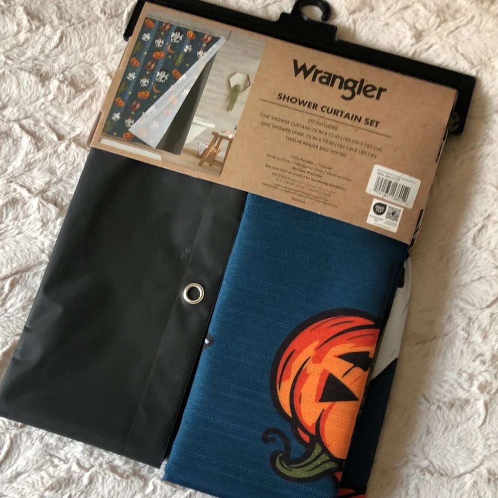 Wrangler Halloween Western Shower Curtain Set